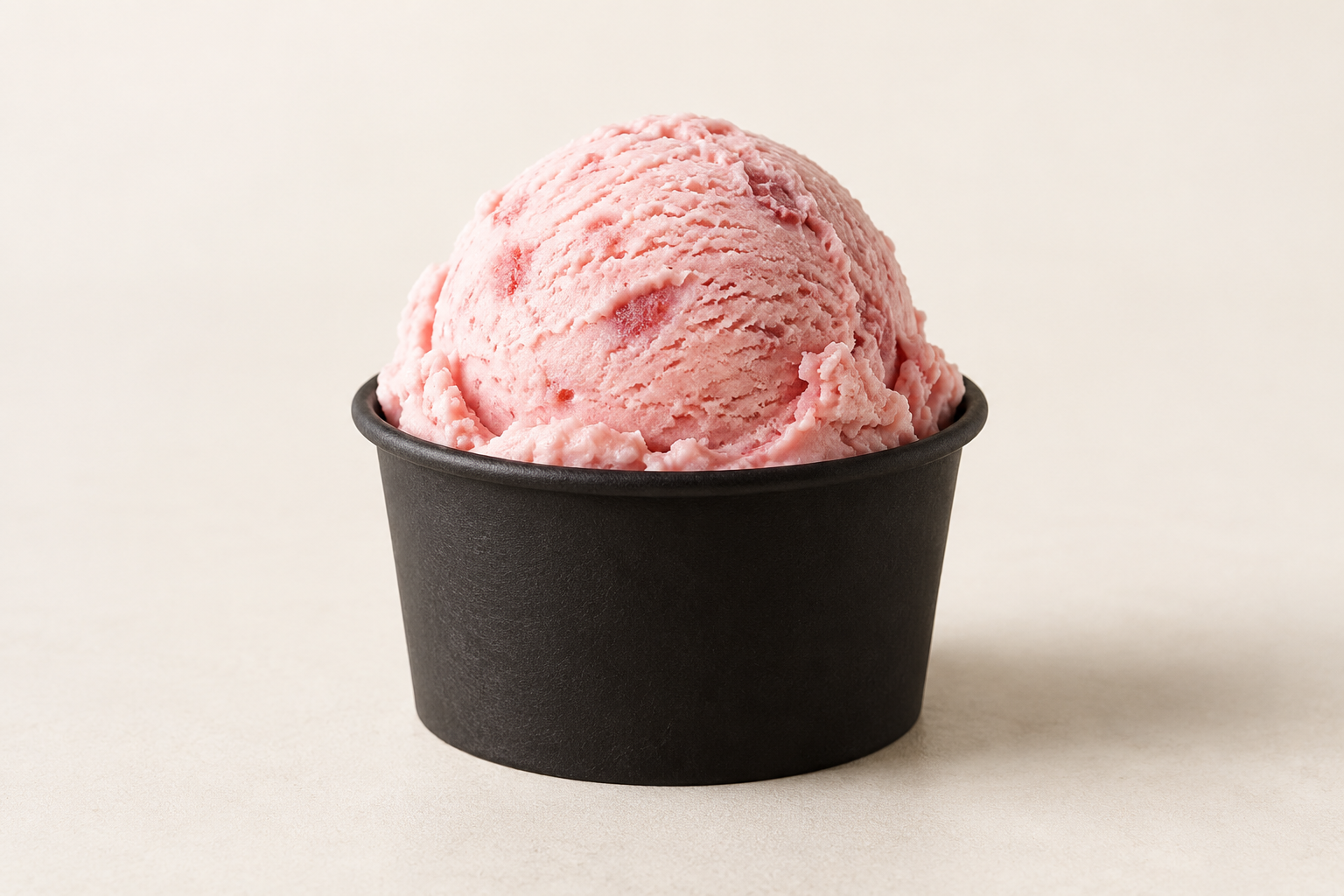 Imagen ilustrativa de helado sencillo en vaso negro